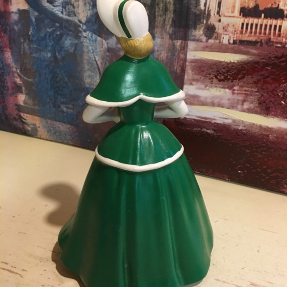 VTG Holland Mold Victorian Lady Figure Hand Painted Ceramic - Picture 3 of 9